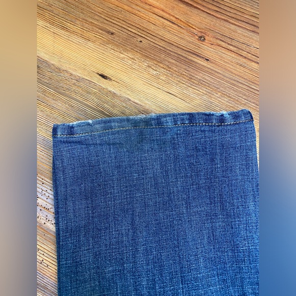 LUCKY BRAND jeans size 4/27. - Picture 2 of 9